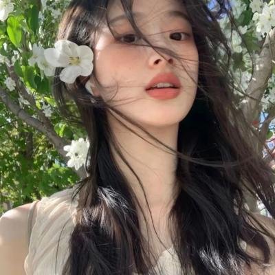 恋爱脑大小姐她重生归来